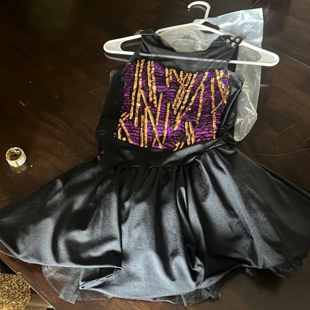 Dance costume